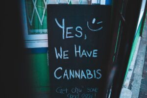 BUILDING A CANNABIS STORE HERE ARE FIVE THINGS TO CONSIDER Blog image